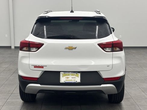 Used 2023 Chevrolet TrailBlazer LT image 3