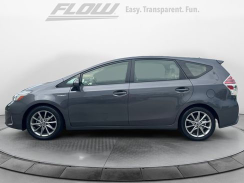 Used 2015 Toyota Prius V Five w/ Advanced Technology Package FWD image 5