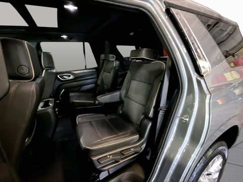 Used 2023 Chevrolet Tahoe Premier AWD/4WD image 20