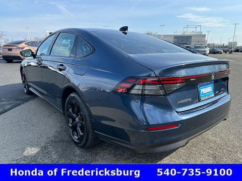 Certified 2025 Honda Accord SE image 4