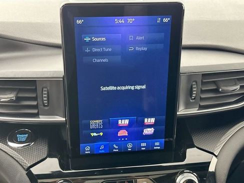 Used 2022 Ford Explorer ST w/ Equipment Group 401A AWD/4WD image 13