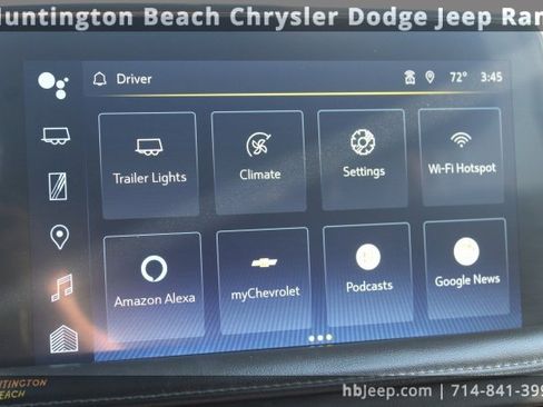 Used 2023 Chevrolet Suburban LT image 26