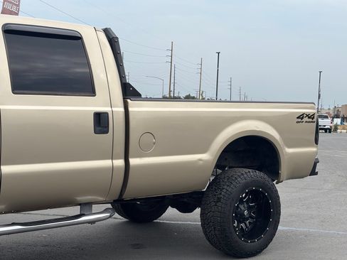 Used 2001 Ford F350 Lariat AWD/4WD image 7