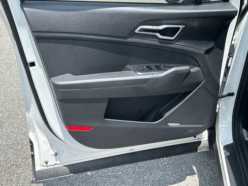 New 2026 Kia Sportage S AWD/4WD image 10