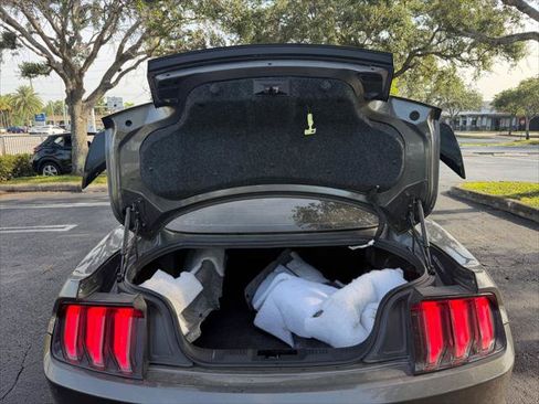 Used 2016 Ford Mustang Coupe w/ Equipment Group 051A RWD image 17