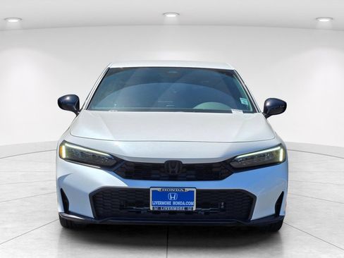 Used 2025 Honda Civic Sport image 3