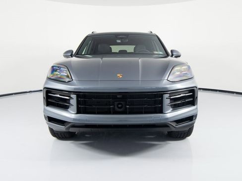 New 2026 Porsche Cayenne image 13