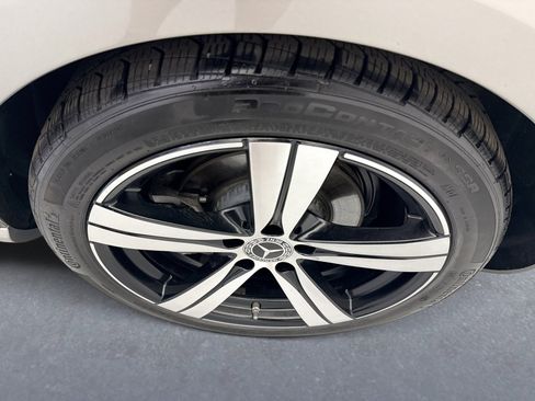Used 2022 Mercedes-Benz C 300 4MATIC Sedan image 21