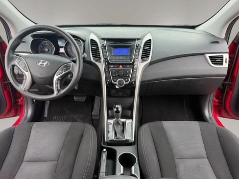 Used 2014 Hyundai Elantra GT FWD image 10