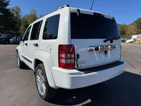Used 2012 Jeep Liberty Limited Jet w/ Comfort/Convenience Group image 3