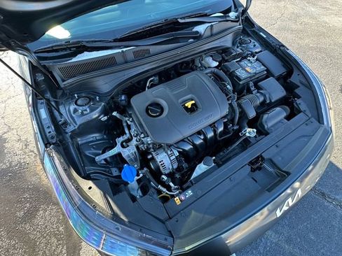 Used 2024 Kia Forte LXS image 31