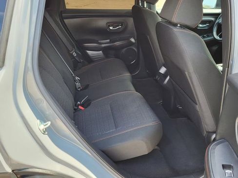 Used 2024 Honda HR-V Sport image 27