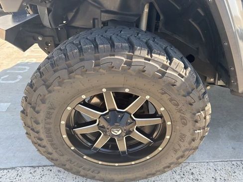 Used 2019 Jeep Wrangler Unlimited Rubicon AWD/4WD image 21