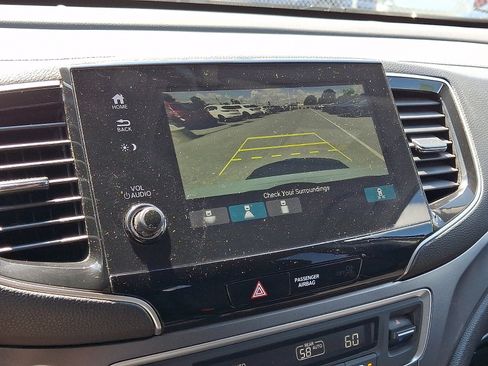 Used 2019 Honda Pilot EX image 19