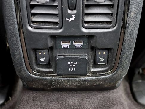 Used 2018 Dodge Durango R/T w/ Blacktop Package AWD/4WD image 23