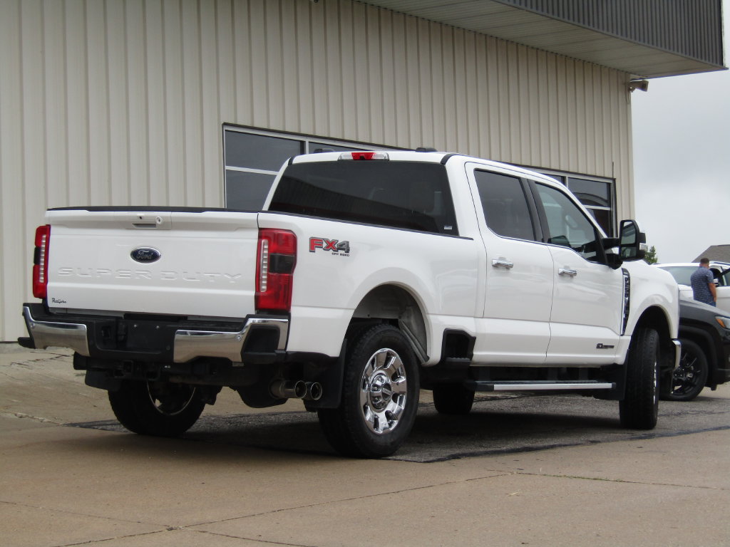 Used 2025 Ford F250 Lariat w/ Chrome Package AWD/4WD image 3