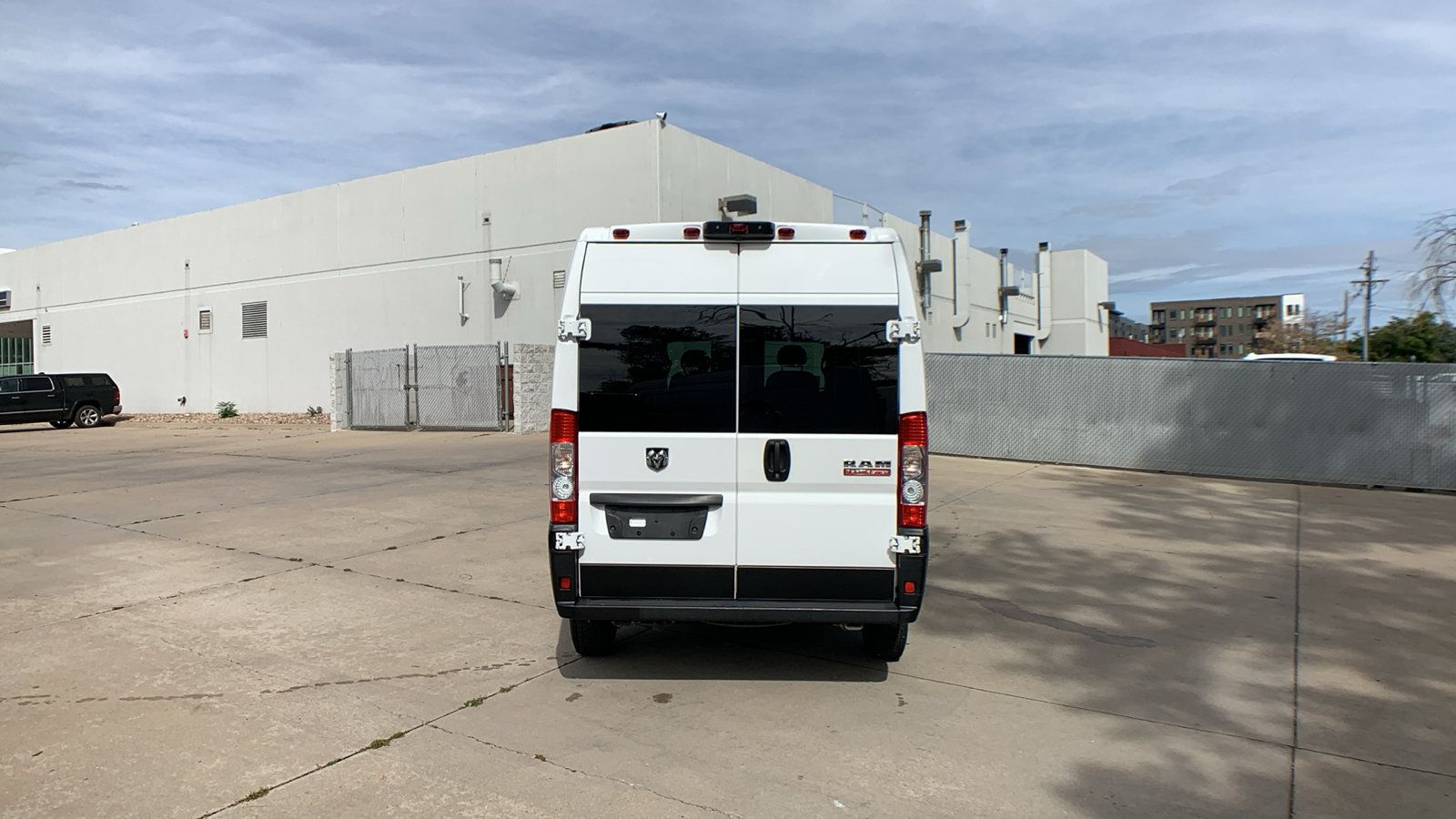 Used 2022 RAM ProMaster 2500 FWD image 4