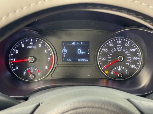 Used 2016 Kia Optima EX image 18