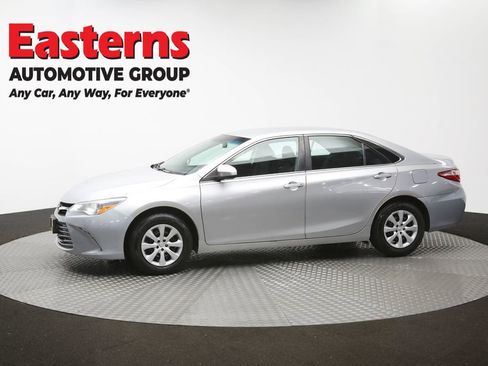 Used 2017 Toyota Camry LE FWD image 57