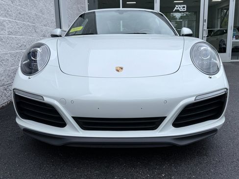 Used 2017 Porsche 911 Carrera 4 AWD/4WD image 13