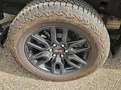 Used 2026 GMC Sierra 1500 Elevation AWD/4WD image 3