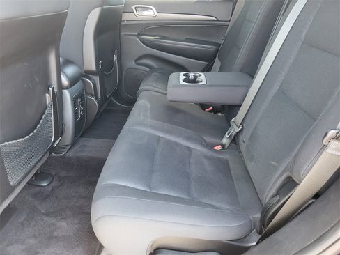 Used 2016 Jeep Grand Cherokee Laredo w/ Quick Order Package 23E image 18