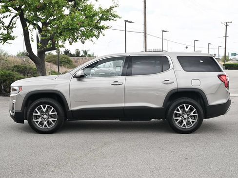Used 2022 GMC Acadia SLE FWD image 8
