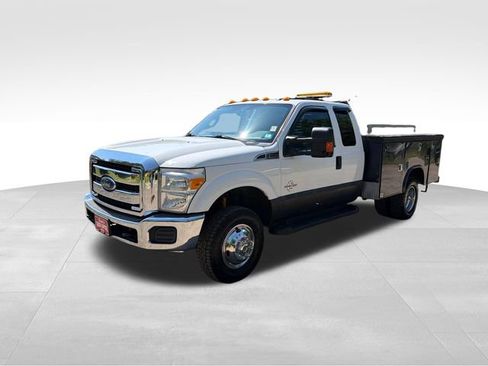 Used 2016 Ford F350 XLT w/ Snow Plow Prep Package AWD/4WD image 7