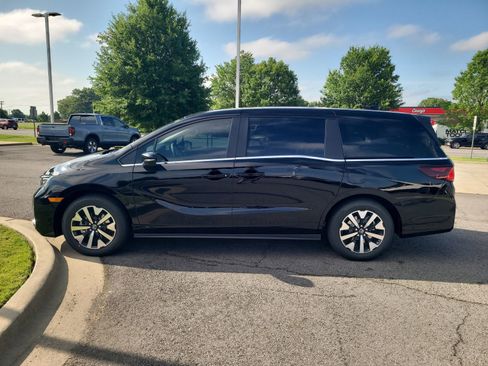New 2026 Honda Odyssey EX-L image 5