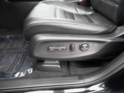 Certified 2023 Honda CR-V EX-L image 12