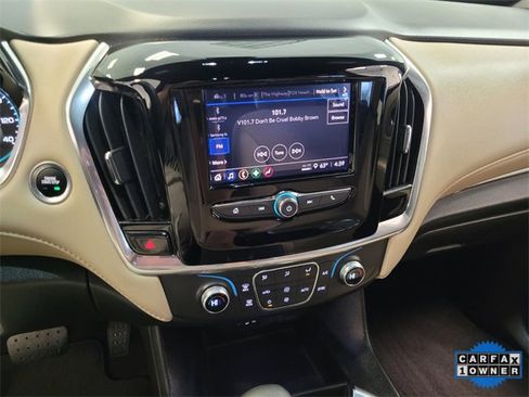 Used 2023 Chevrolet Traverse LS w/ Safety Package image 21