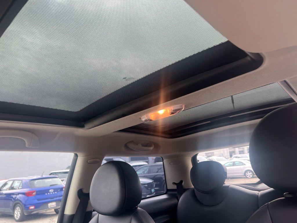 Used 2013 MINI Cooper Hardtop FWD image 6