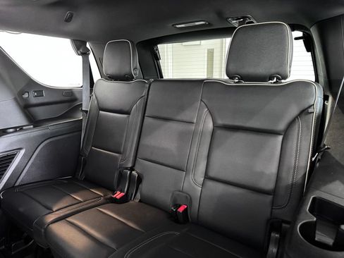 Certified 2022 Chevrolet Tahoe Premier AWD/4WD image 14