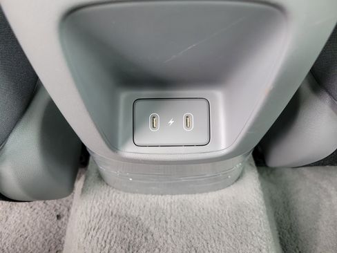 Used 2025 Hyundai Elantra SEL image 11