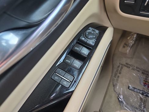 Used 2021 Cadillac Escalade ESV Premium Luxury w/ Performance Package image 13