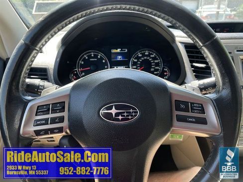 Used 2014 Subaru Outback 2.5i Limited w/ Moonroof Package AWD/4WD image 18