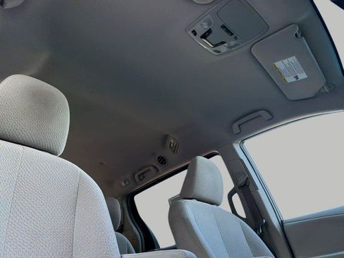 Used 2013 Toyota Sienna LE FWD image 20