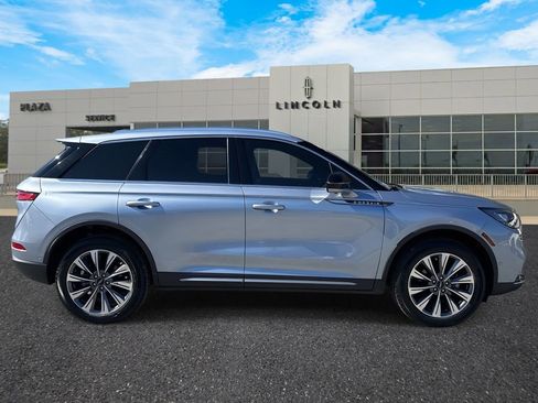 Certified 2022 Lincoln Corsair Reserve w/ Equipment Group 201A image 2