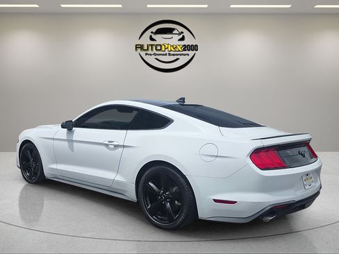Used 2021 Ford Mustang Coupe w/ Equipment Group 101A RWD image 5