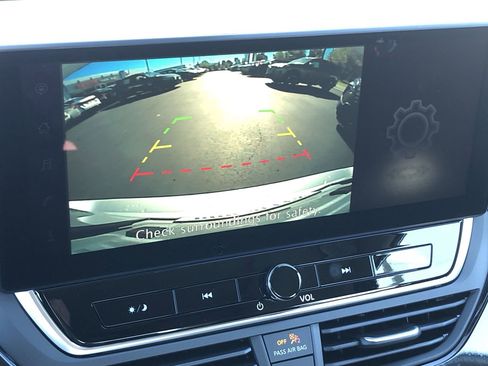 New 2025 Nissan Altima 2.5 SR w/ SR Premium Package image 28