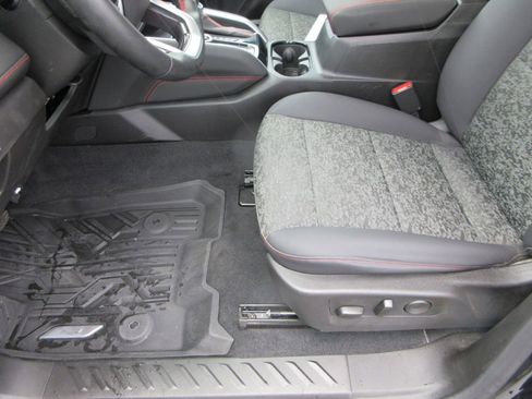 Used 2025 Chevrolet Colorado Z71 image 19