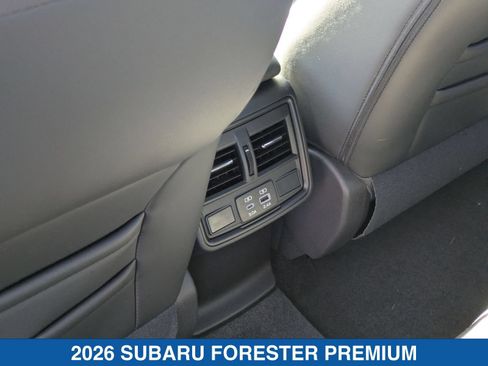 Used 2026 Subaru Forester Premium AWD/4WD image 11