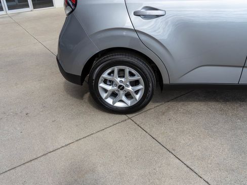 Used 2025 Kia Soul S image 28