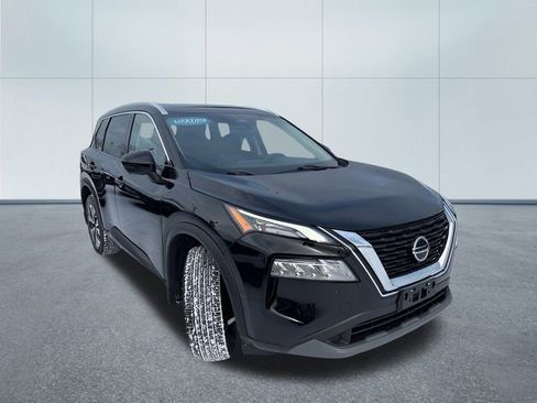 Used 2021 Nissan Rogue SV image 4