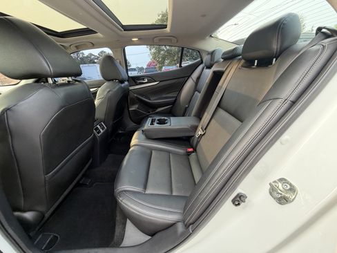Used 2017 Nissan Maxima 3.5 SL FWD image 13