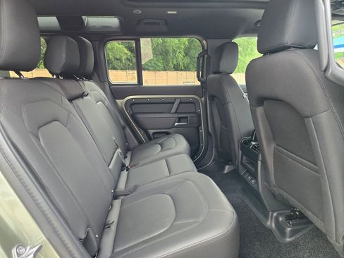 Used 2025 Land Rover Defender 110 S AWD/4WD image 25
