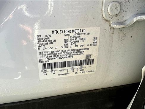 Used 2020 Ford Explorer XLT w/ Comfort Package image 16