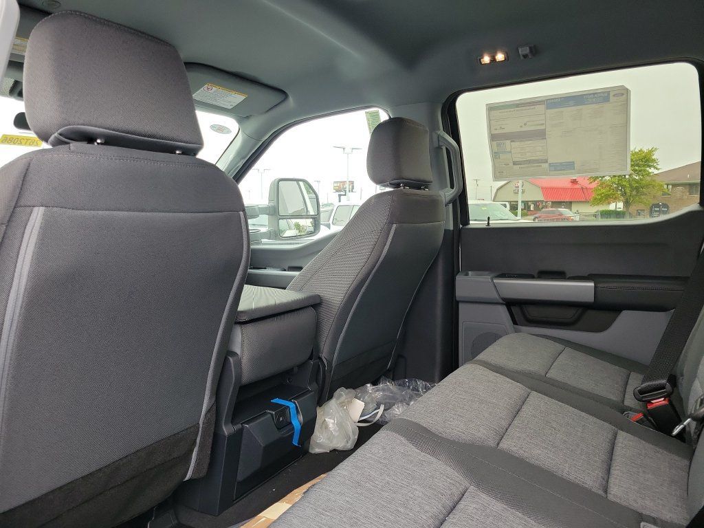 New 2026 Ford F250 XL w/ STX Appearance Package AWD/4WD image 16