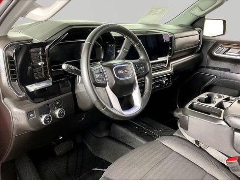 Used 2024 GMC Sierra 1500 Elevation RWD image 17