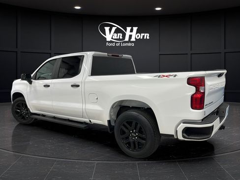 Used 2023 Chevrolet Silverado 1500 Custom AWD/4WD image 5